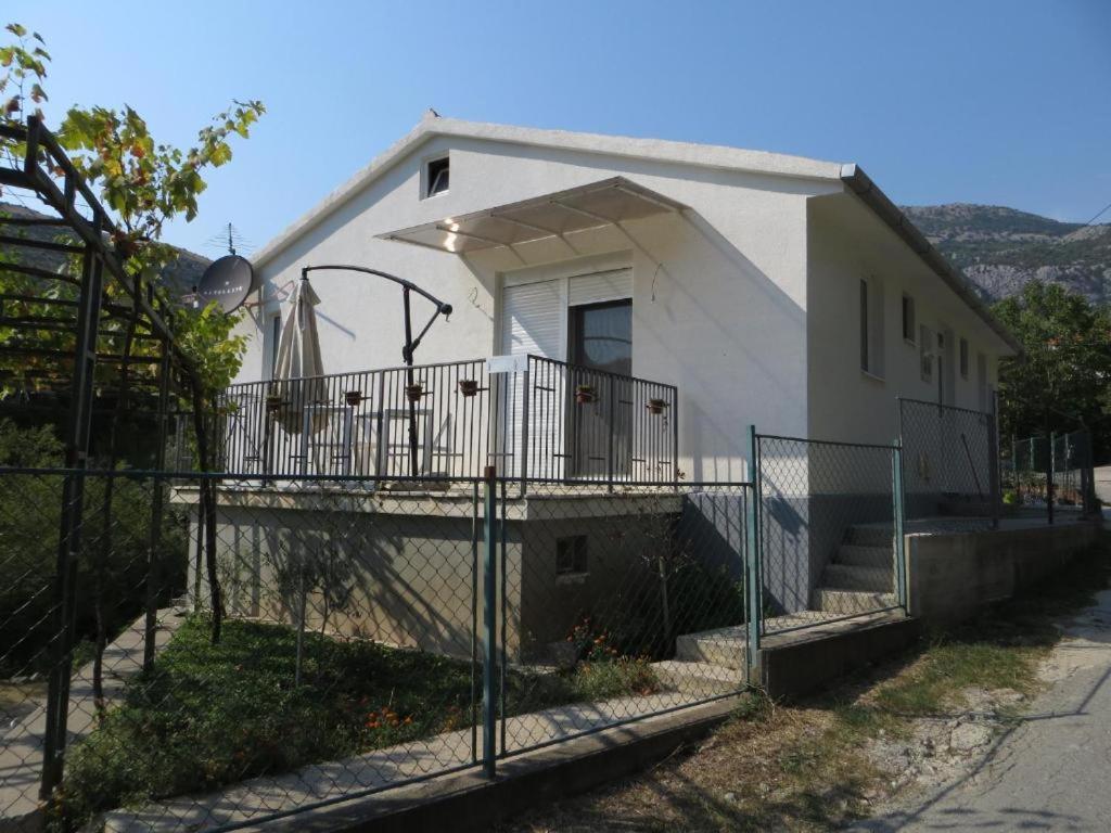 Apartment Stanislav